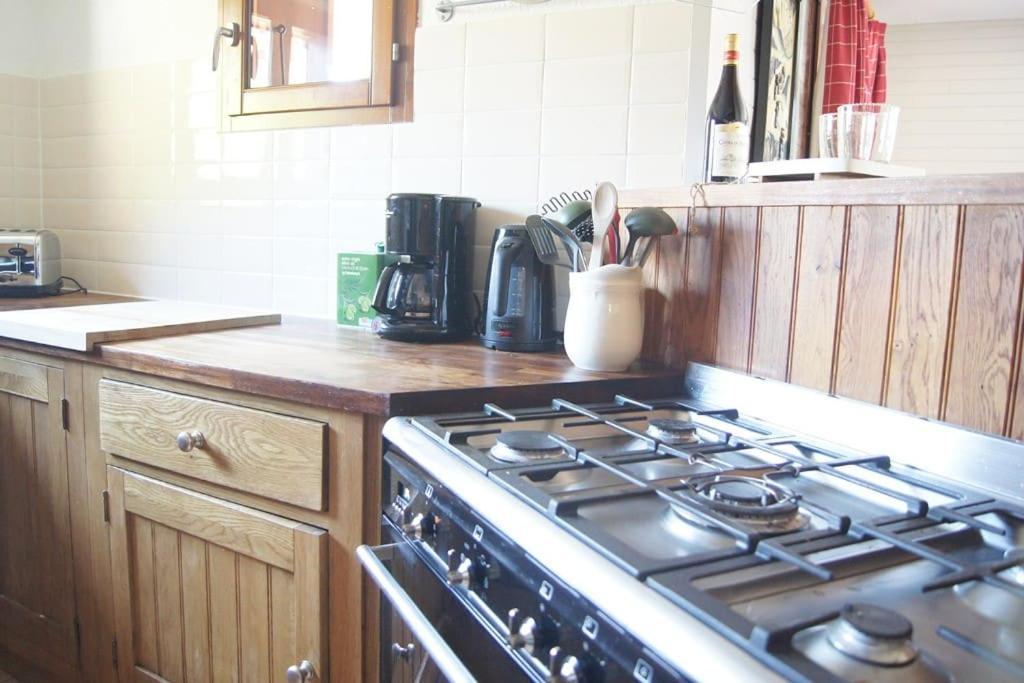 Letach - 'great Bike Park Access' Relax Around The Fire Pit, Mountain Retreat Chalet *