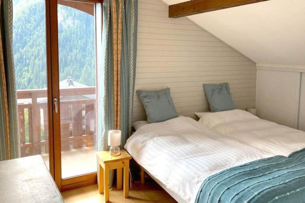 Letach - 'great Bike Park Access' Relax Around The Fire Pit, Mountain Retreat Chalet *